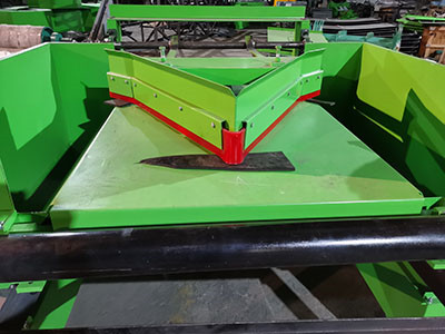 Плужный разгружатель